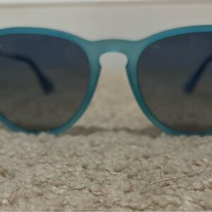 Ray-Ban Aqua Blue Sunglasses